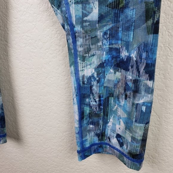 Lululemon athletica Sun Dazed Multi Blue Leggings - Picture 11 of 11